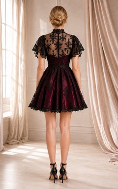 Robe de cocktail sexy en dentelle noire à carreaux carrés et coupe trapèze, ornée de fleurs.