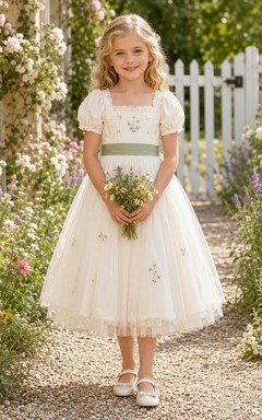 A-Line Flowergirl Floral Print Tulle Tea-Length Puff Sleeve Cottagecore Wedding Dress
