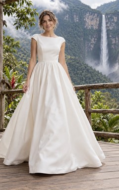 Vestido de novia de satén con escote barco, mangas cortas, cintura fruncida y falda en línea A.