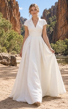 Schlichtes Brautkleid aus Satin mit V-Ausschnitt, Kragen, kurzen Ärmeln und A-Linien-Schnitt