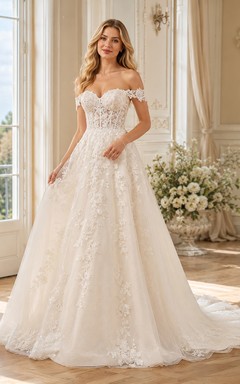 Vestido de novia de corte A con mangas cortas y encaje floral con hombros descubiertos para capilla