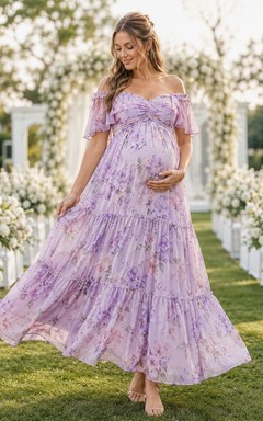 Vestido de gasa escalonado de manga corta con hombros descubiertos y estampado floral lavanda para embarazadas