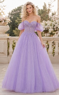 Vestido de gala largo hasta el suelo, romántico, formal, de tul con cuentas, escote Bardot y mangas abullonadas, color lila-niebla lavanda.