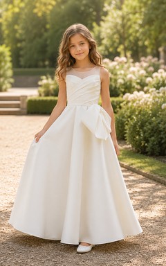 Vestido de niña de las flores, blanco, satén, corte en A, sin mangas, escote corazón, largo hasta el suelo, detalle de lazo.