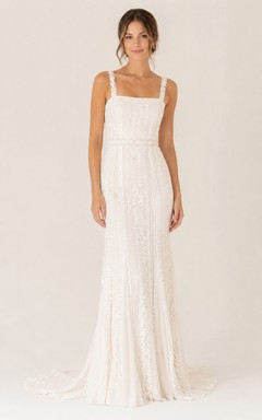 Simple Casual Sheath Wedding Dress Sleeveless Square Neck Lace Floor Length Sweep Train White