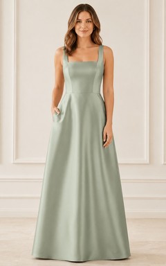 Vestido largo sin mangas de corte A con escote cuadrado y tirantes, color celadón, de satén.