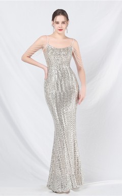 Robe de soirée longue à sequins et perles fantaisie
