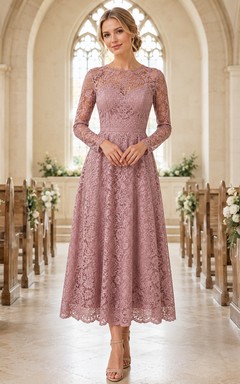 Robe trapèze mauve à manches longues et col rond en dentelle, longueur thé