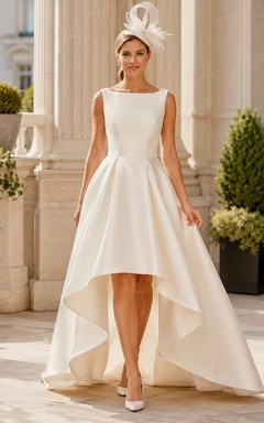 Vestido de novia clásico de satén con corte en A y bajo asimétrico para ceremonia