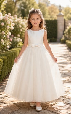 Blumenmädchenkleid aus champagnerfarbenem Tüll, A-Linie, Rundhalsausschnitt, Teelänge, Schleife am Rücken