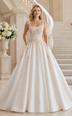 Brautkleid aus roségoldenem Satin, Ballkleid, eckiger Ausschnitt, ärmellos, bodenlang, Schleppe, modernes Design