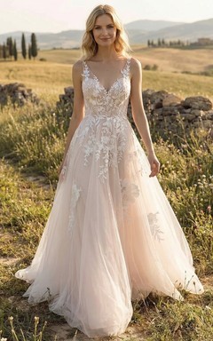Robe de mariée trapèze en dentelle rose poudré avec col en V et appliques florales