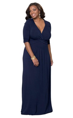 Vestido largo de punto con escote pronunciado y mangas largas.
