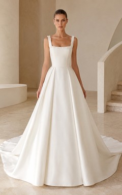 Robe de bal moderne en satin à col carré et bretelles perlées, traîne chapelle