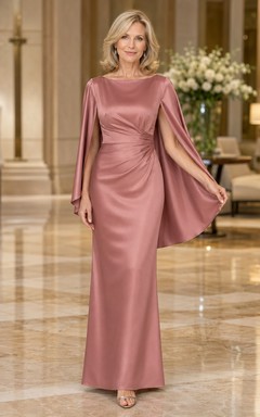 Mutterkleid aus altrosafarbenem Satin mit Cape-Ärmeln