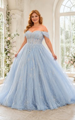 Robe de bal bleu ciel grande taille à épaules dénudées, brodée de motifs célestes, style non traditionnel