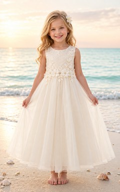 Blumenmädchenkleid aus elfenbeinfarbenem Chiffon und Tüll, A-Linie, Rundhalsausschnitt, Teelänge, mit Schärpendetails