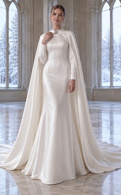 Vestido de novia tipo capa de satén con cuello alto y mangas largas, estilo modesto.