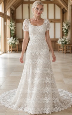 Vestido de novia catedral de corte A con escote cuadrado, mangas abullonadas y encaje floral