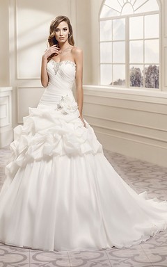 Ball Gown Sweetheart Long Organza Wedding Dress With Pick Up And Beading
