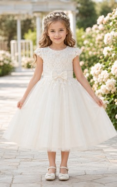 Vestido de niña de flores color marfil, romántico, largo hasta la rodilla, corte en A, manga corta, encaje, tul, lazo de satén.