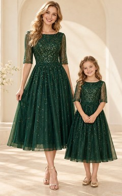 Robe assortie mère-fille en dentelle vert foncé pailletée, longueur thé