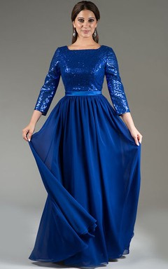 Langes Chiffonkleid mit Pailletten, eckigem Ausschnitt, 3-4 Ärmeln und Satinschärpe – ideal für die Mutter der Braut.