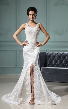 Sweetheart Strap-Neckline Front-Split Dress With Lace Detailing