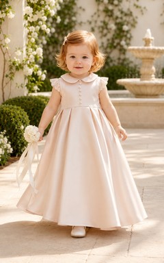 Champagnerfarbenes, mattes Satin-Taufkleid in A-Linie, Teelänge, mit abgerundetem Kragen, klassisch schlicht