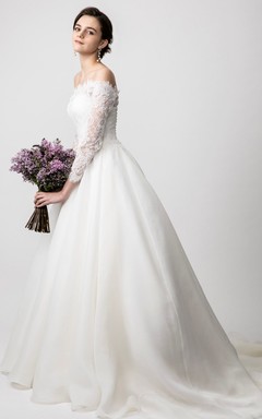 Sencillo vestido de baile de organza hasta el suelo, vestido de novia de manga larga con fruncido.