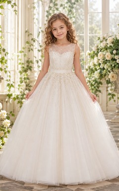 A-Linien-Blumenmädchenkleid mit Spitzenoberteil, Tüllrock in Teelänge und Schleifendetail, Rundhalsausschnitt und Schleifenverzierung.
