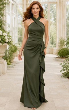 Olivgrünes A-Linien-Kleid mit Neckholder und drapierter Rüsche für Mütter.