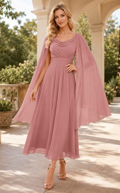 Midikleid aus Chiffon mit Cape-Ärmeln in Altrosa