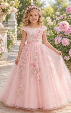 Romantisches rosafarbenes Blumenmädchenkleid mit Pfingstrosenmuster, kurzen Ärmeln, floralen Applikationen aus Tüll, A-Linien-Schnitt und bodenlangem Rock