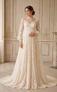 Vestido de novia modesto de encaje, corte A, manga larga y cola capilla.