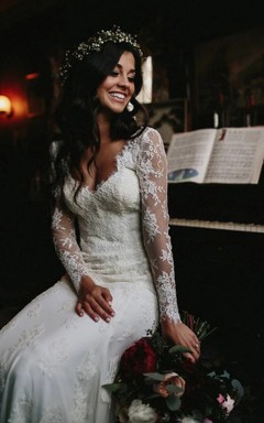 Long Sleeve Deep-v Back Lace Sheath Casual Outdoor Vintage Wedding Dress
