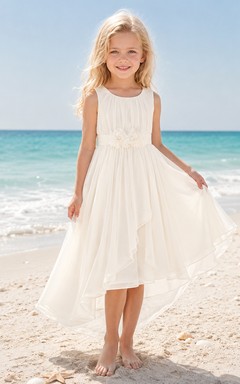 Blumenmädchenkleid aus elfenbeinfarbenem Chiffon und Tüll, A-Linie, Rundhalsausschnitt, Teelänge, mit Schärpendetails