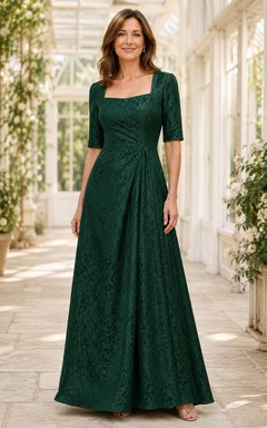 Dunkelgrünes, eckiges Spitzenkleid in A-Linie mit halblangen Ärmeln