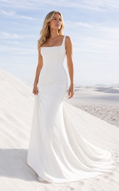 Robe de mariée sirène minimaliste en crêpe Dunes à col carré et encolure carrée
