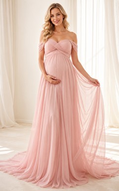 Vestido de maternidad romántico de gasa con escote Bardot, manga corta y estilo imperio, color rosa empolvado, estilo Rosewater Portrait.