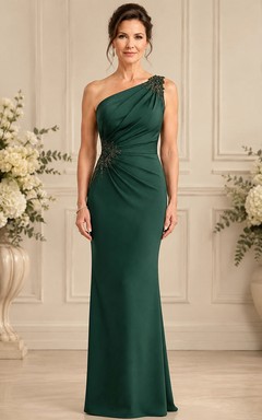 Dunkelgrünes, asymmetrisches Abendkleid mit Applikationen