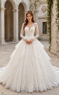 Satin-Hochzeitskleid, Etuikleid, eckiger Ausschnitt, ärmellos, Schleppe