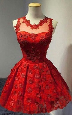 Robe courte sans manches en dentelle à col en V et plis