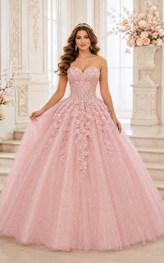 Zartrosa, trägerloses Luxus-Ballkleid für Quinceañeras mit floralen Applikationen