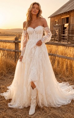 Robe de mariée champêtre en tulle et dentelle, coupe trapèze, épaules dénudées, manches longues, traîne chapelle, dos corset lacé fendu