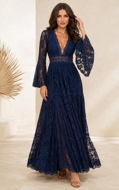 Vestido de encaje largo hasta el suelo, estilo bohemio, azul marino oscuro, con escote en V y mangas acampanadas, ideal para recepciones.