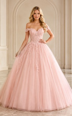 Rosenfarbenes Prinzessinnen-Ballkleid in Blush, bodenlang, schulterfrei, kurze Ärmel, luxuriöses Tüll-Abendkleid