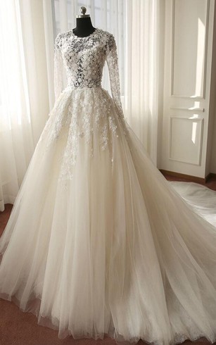 Wedding Dresses with Trains