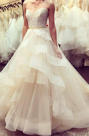 Cheap Champagne Bridal Dress Pale Yellow Color Wedding Gowns