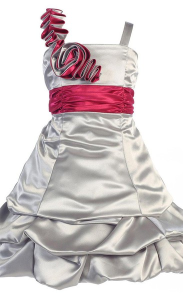 Sleeveless A-line Ruffled Dress With Pleats